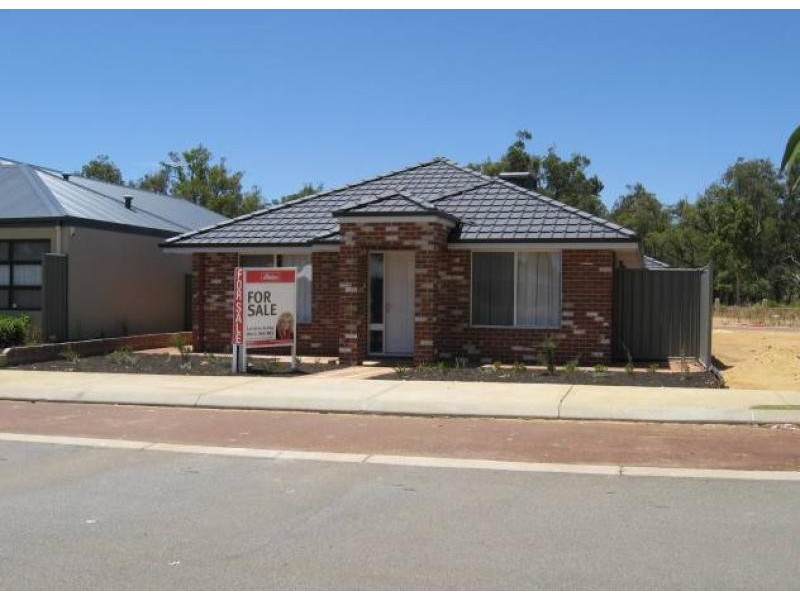 4 Cookham Green, Wellard WA 6170