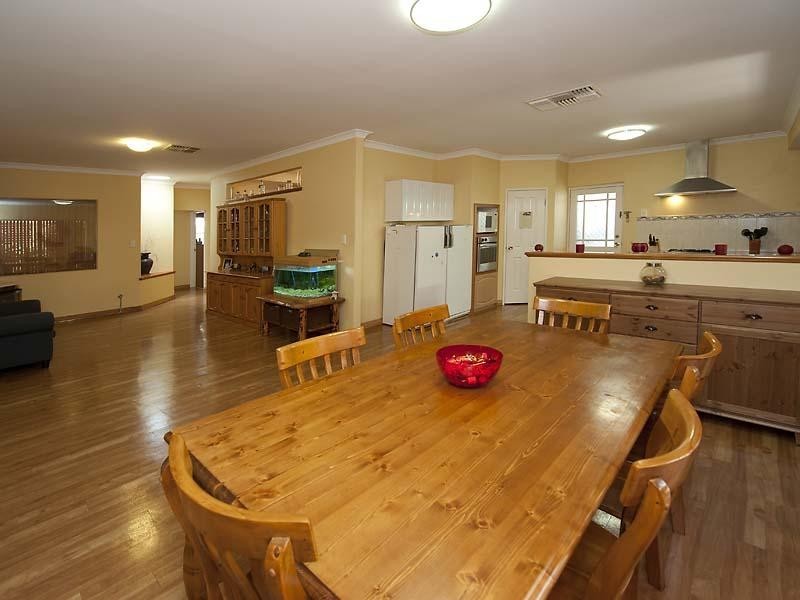 17 Imandra Circuit, Success WA 6164