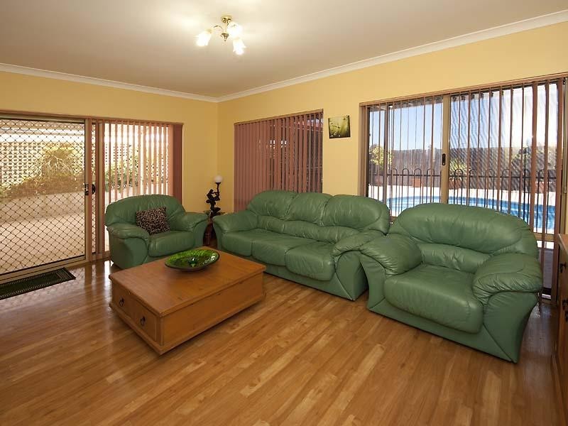 17 Imandra Circuit, Success WA 6164