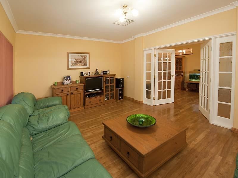 17 Imandra Circuit, Success WA 6164
