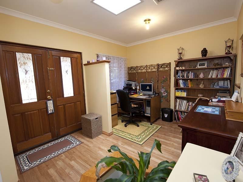 17 Imandra Circuit, Success WA 6164