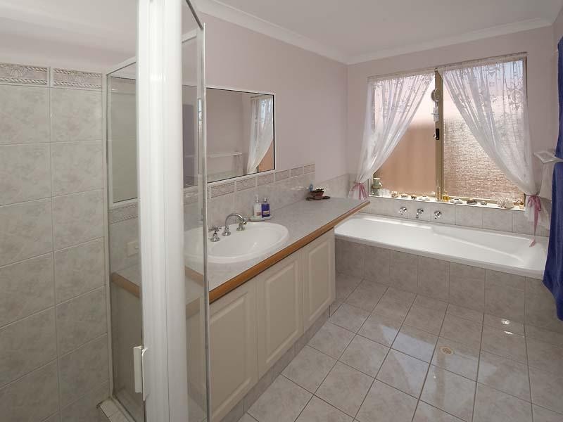 17 Imandra Circuit, Success WA 6164