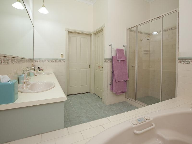 102 Banksia Road, Oldbury WA 6121