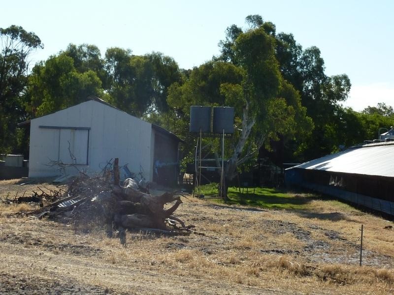 44 Tuart Road, Oakford WA 6121