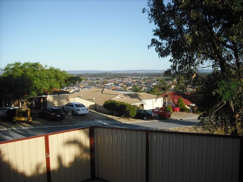 19 Northecut Rise, Parmelia WA 6167