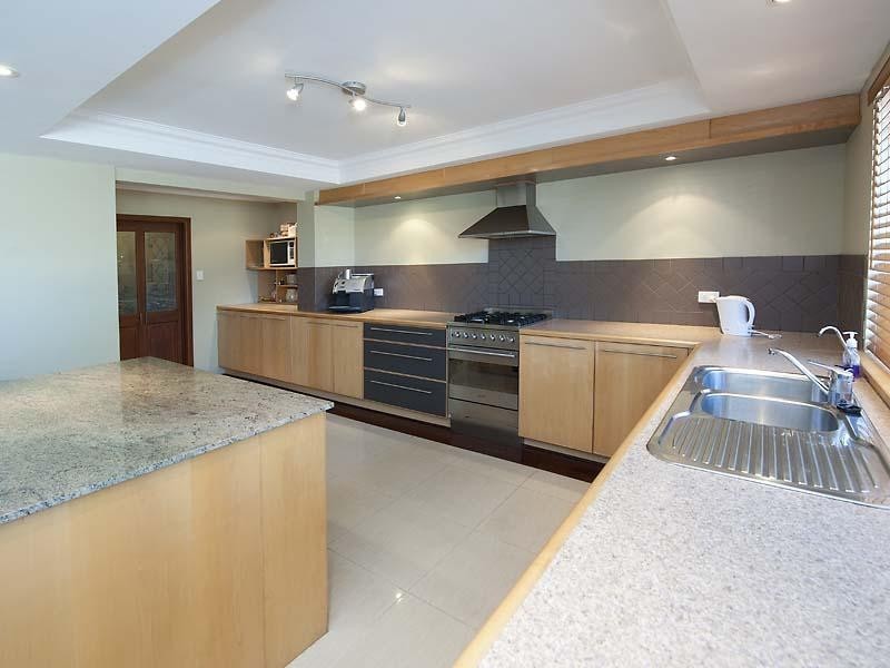 29 Freckleton Court, Wandi WA 6167