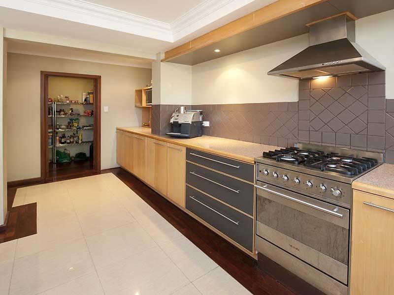 29 Freckleton Court, Wandi WA 6167