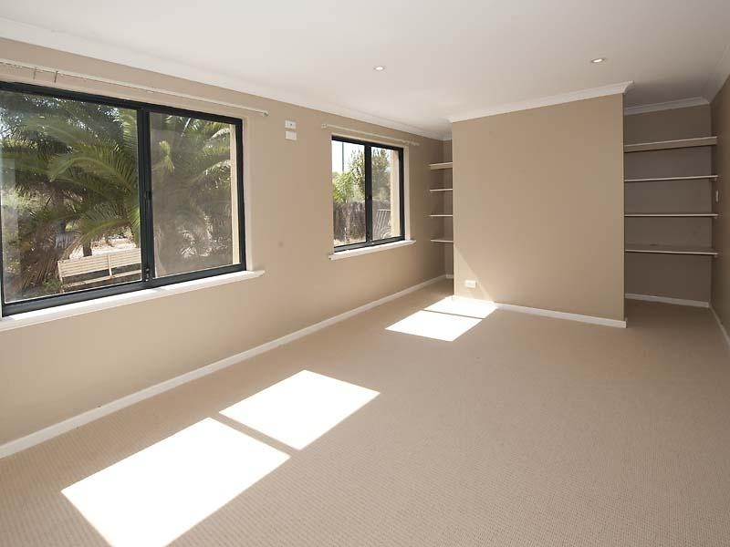 29 Freckleton Court, Wandi WA 6167