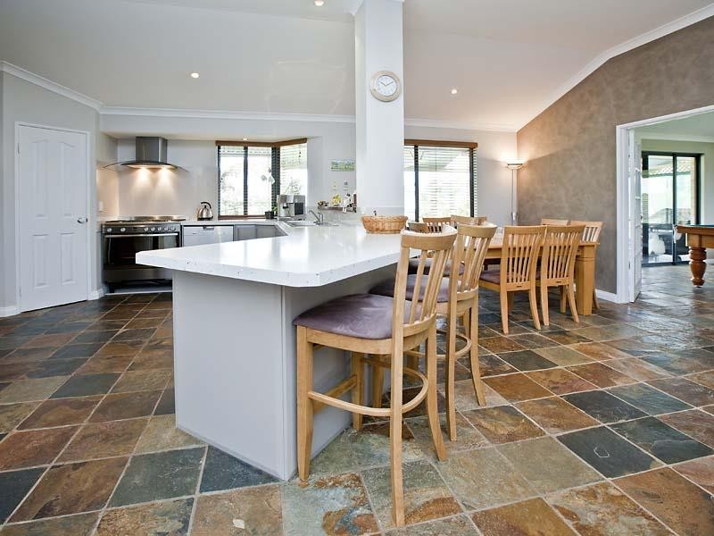 31 Shoulder Close, Wellard WA 6170