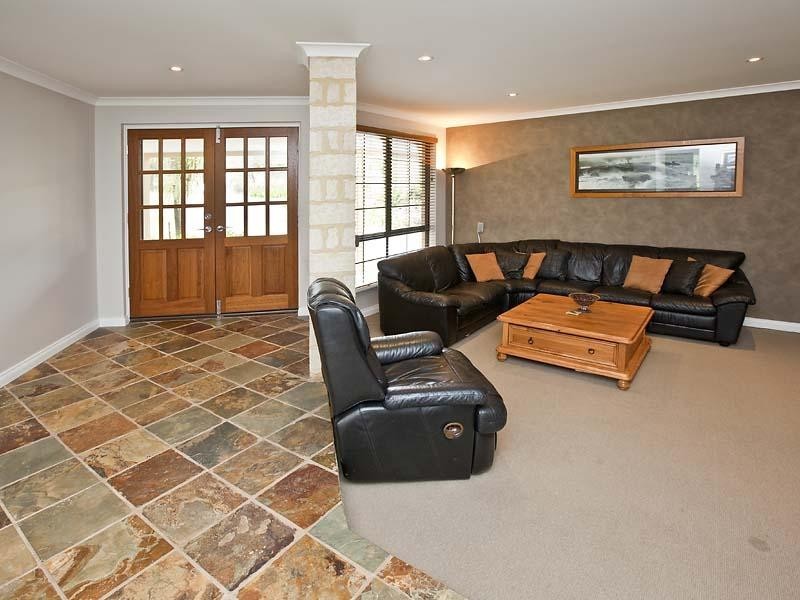 31 Shoulder Close, Wellard WA 6170