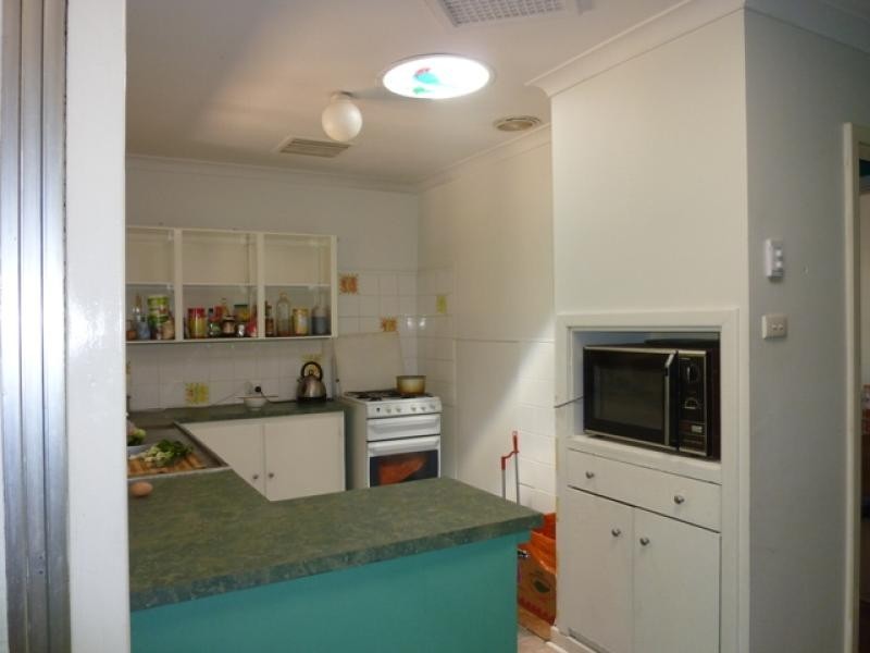 59 Chisham Avenue, Parmelia WA 6167