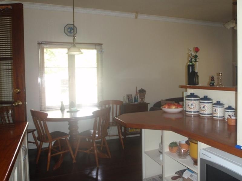 6 Derbal Street, Medina WA 6167