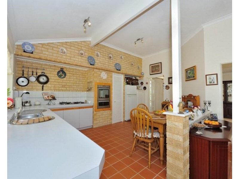 12 Carpenter Retreat, Wellard WA 6170