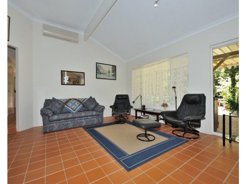 12 Carpenter Retreat, Wellard WA 6170