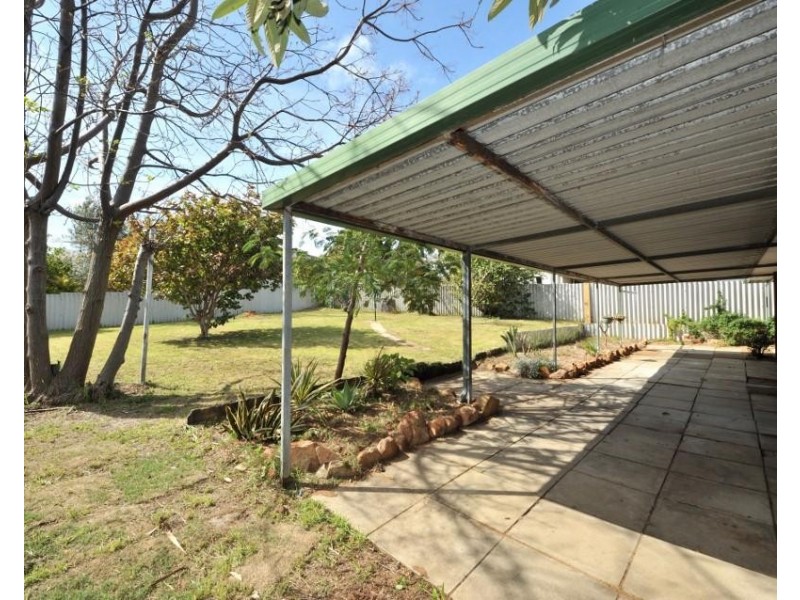 37 Chisham Avenue, Parmelia WA 6167