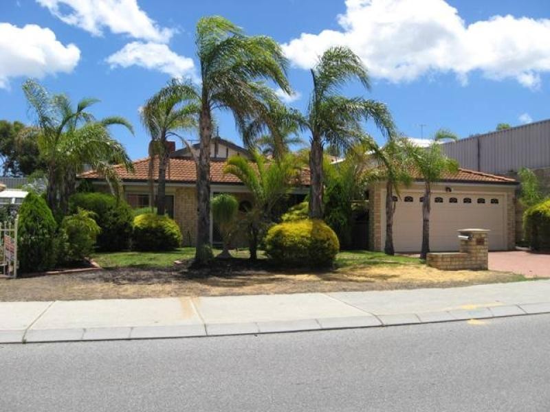 110 Warner Road, Parmelia WA 6167