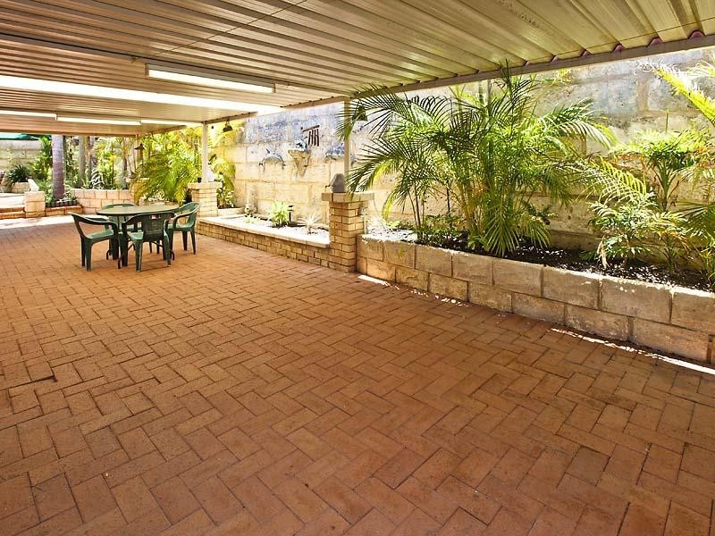 110 Warner Road, Parmelia WA 6167