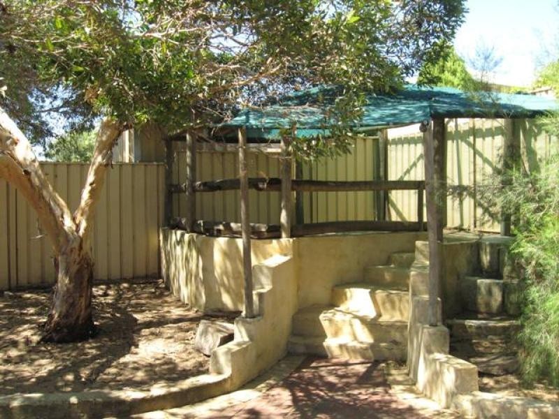 4 Karlak Close, Leda WA 6170