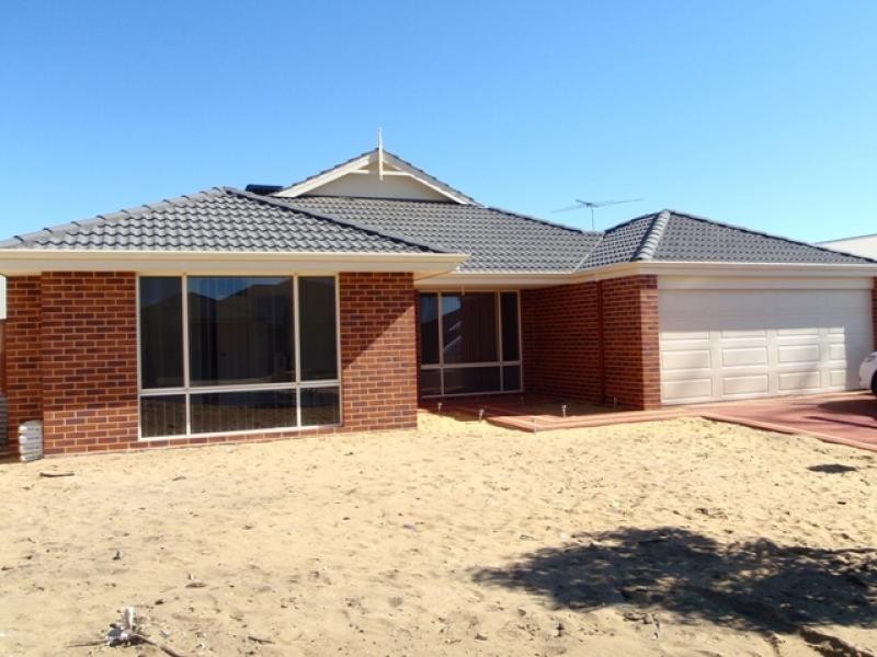 7 Greenstead Way, Wellard WA 6170