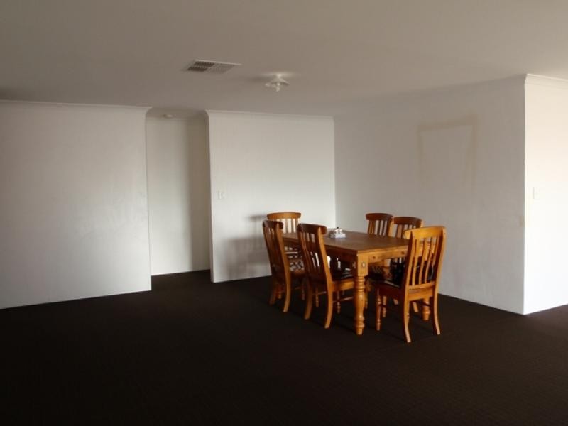 7 Greenstead Way, Wellard WA 6170