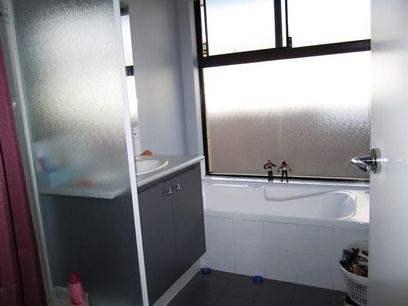 10 Nenagh Close, Orelia WA 6167
