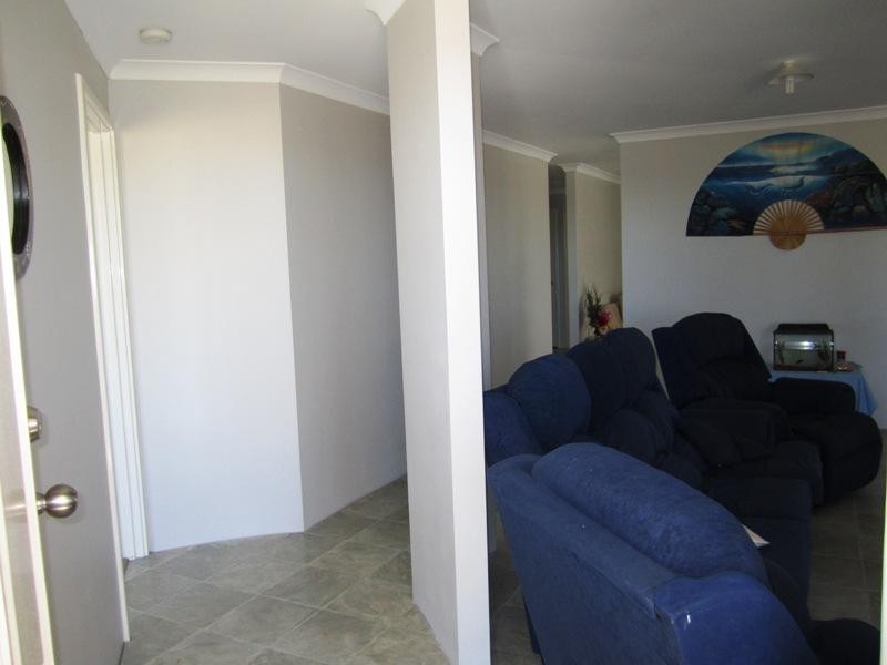 10 Nenagh Close, Orelia WA 6167