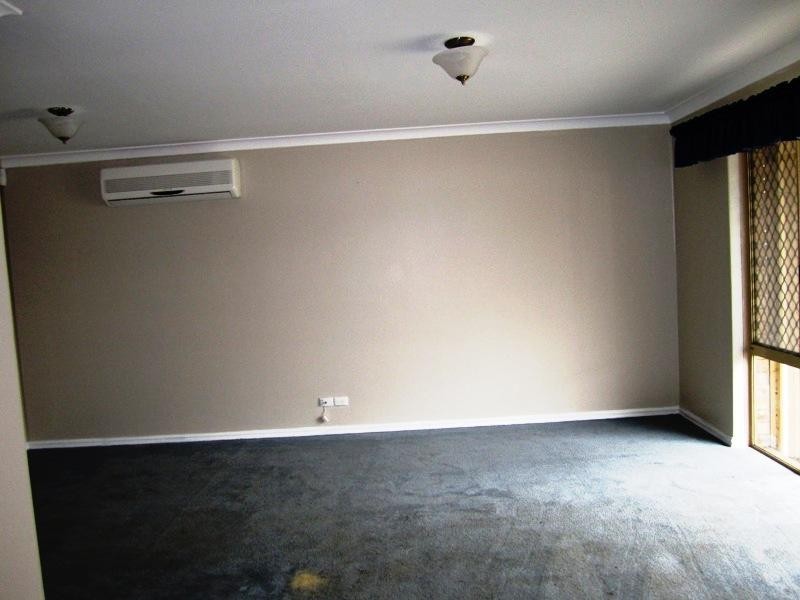 22 Broadwater Gardens, South Lake WA 6164