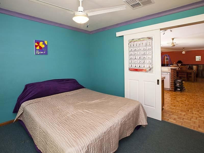 21 Silversmith Street, Wellard WA 6170