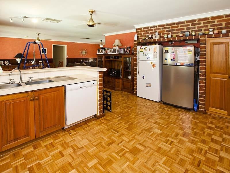 21 Silversmith Street, Wellard WA 6170