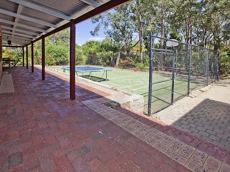 21 Silversmith Street, Wellard WA 6170