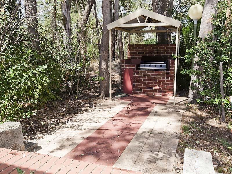 21 Silversmith Street, Wellard WA 6170
