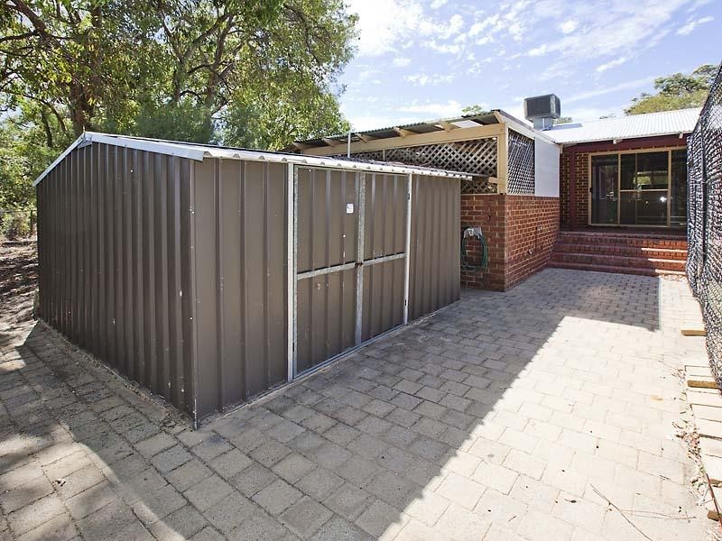 21 Silversmith Street, Wellard WA 6170