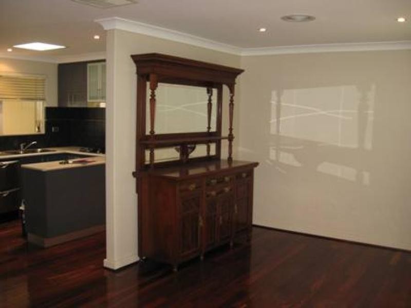 8 Blay Road, Calista WA 6167