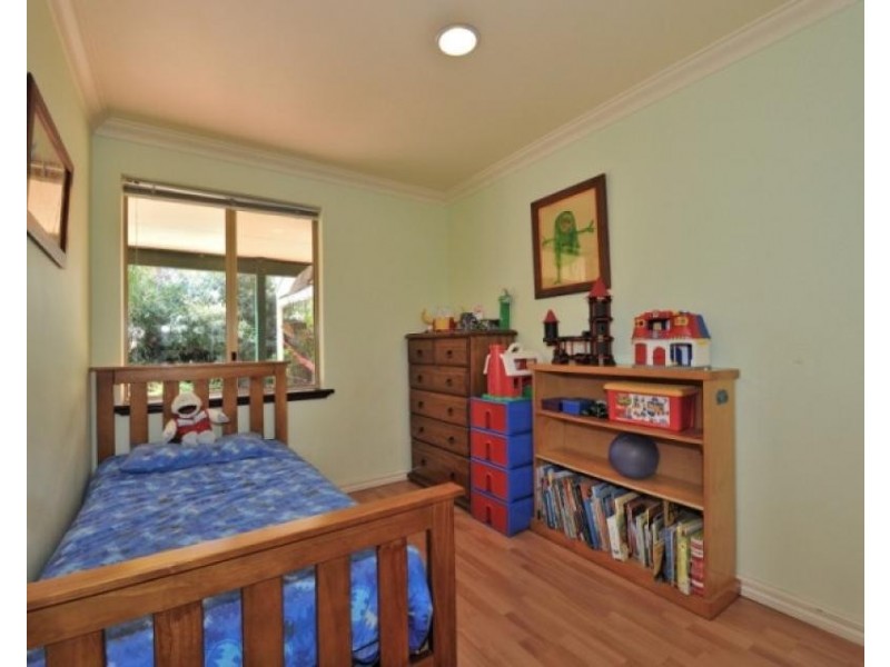 3 Turpin Place, Parmelia WA 6167