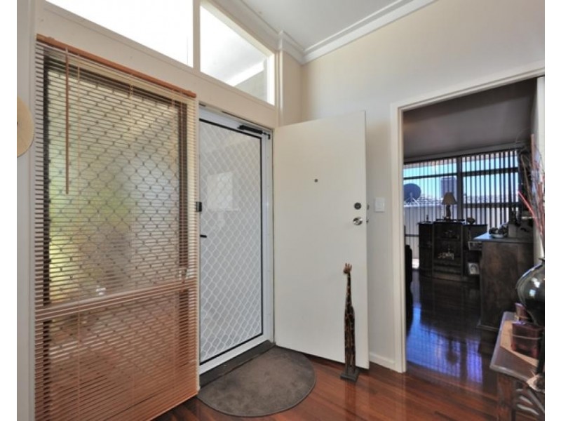 26 Hennessy Avenue, Orelia WA 6167