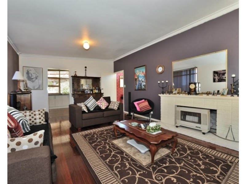 26 Hennessy Avenue, Orelia WA 6167