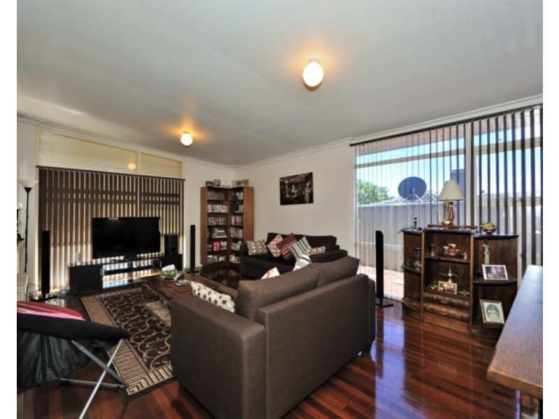 26 Hennessy Avenue, Orelia WA 6167