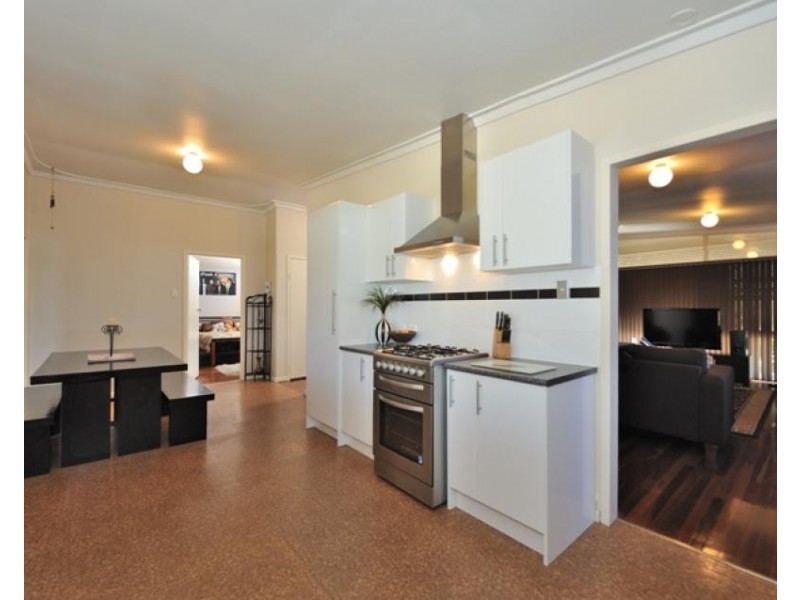 26 Hennessy Avenue, Orelia WA 6167