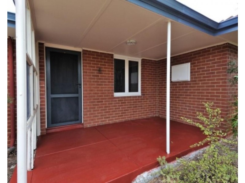 21 Langridge Crescent, Orelia WA 6167