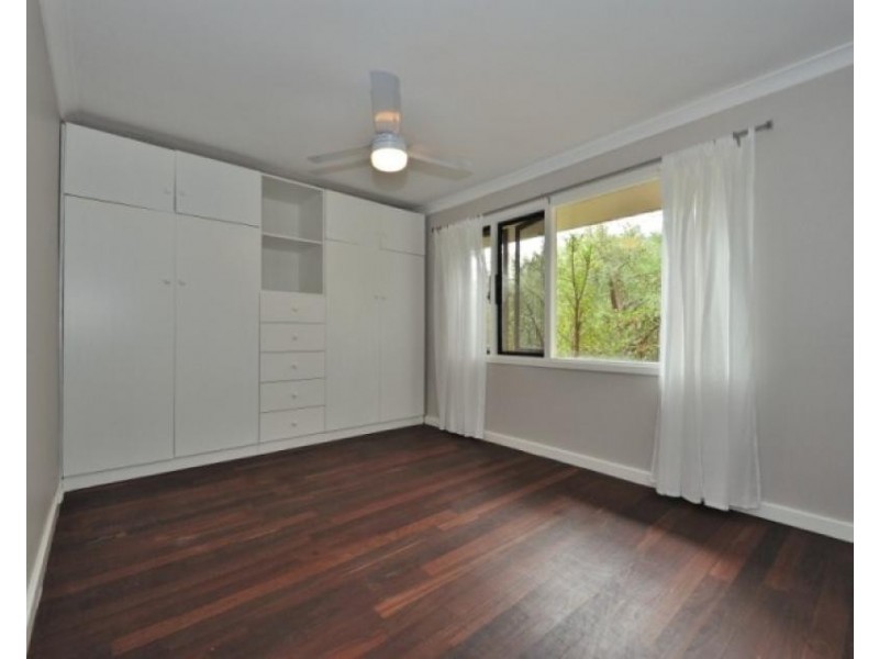 21 Langridge Crescent, Orelia WA 6167