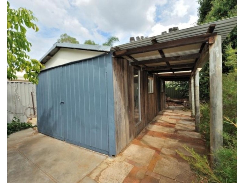 21 Langridge Crescent, Orelia WA 6167