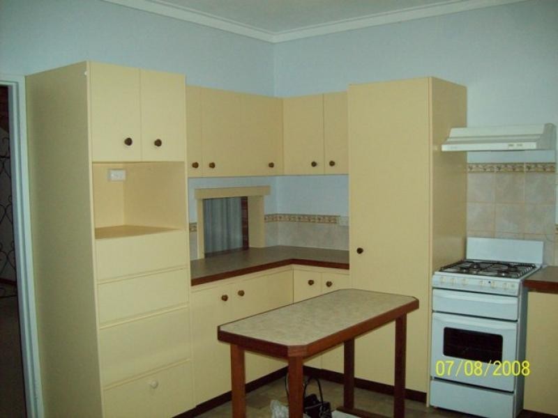 12 June Road, Safety Bay WA 6169