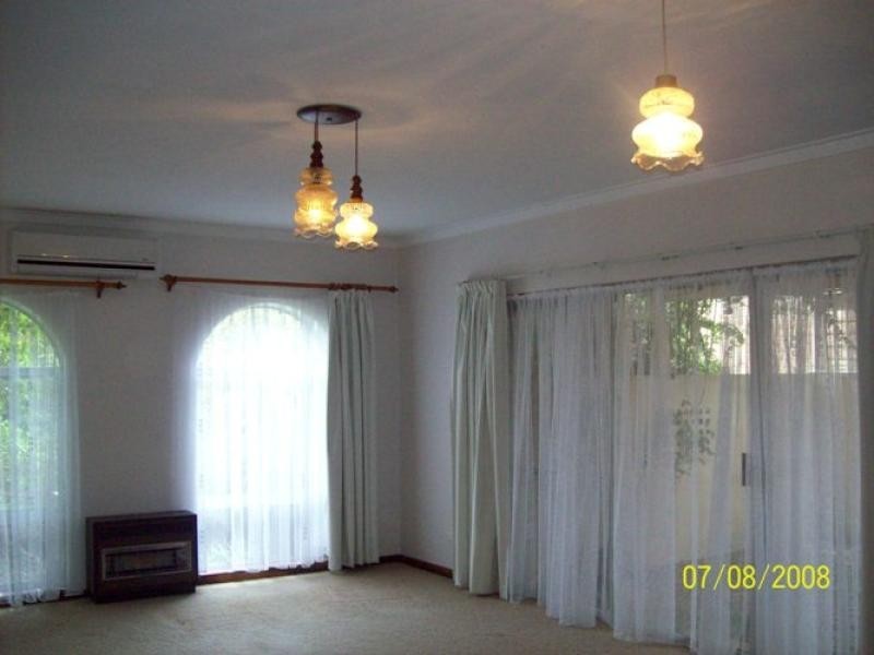 12 June Road, Safety Bay WA 6169