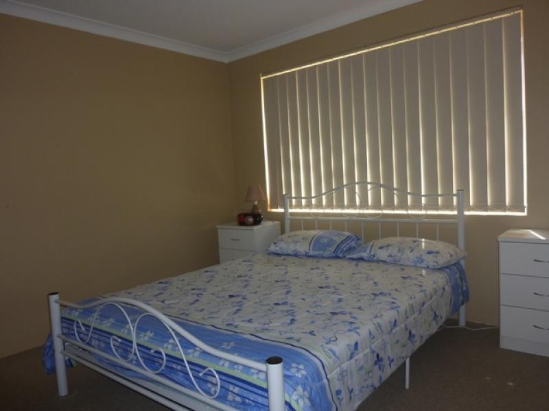 11 Surbiton Approach, Wellard WA 6170