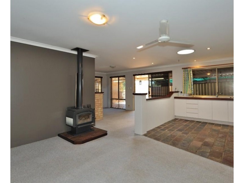 30 Perham Crescent, Leda WA 6170