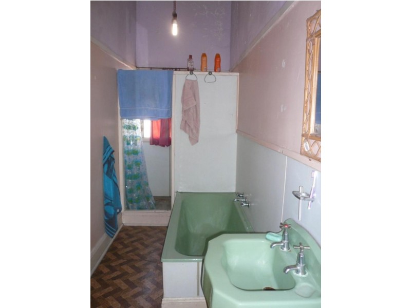 70 Church St, Minyip VIC 3392