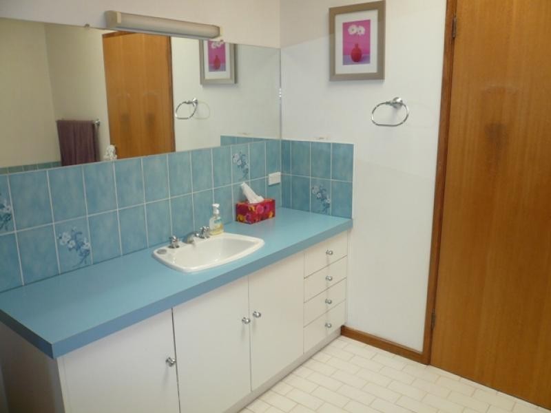 28 Strachan St, Hopetoun VIC 3396