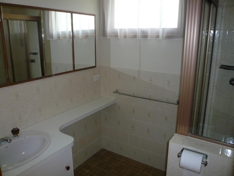 11 Warunda Ave, Warracknabeal VIC 3393