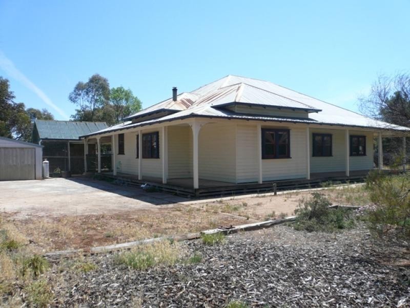 92 Henty Highway, Beulah VIC 3395