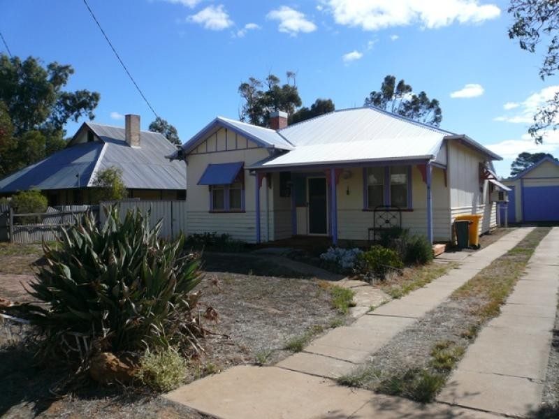 32 Henty Highway, Beulah VIC 3395